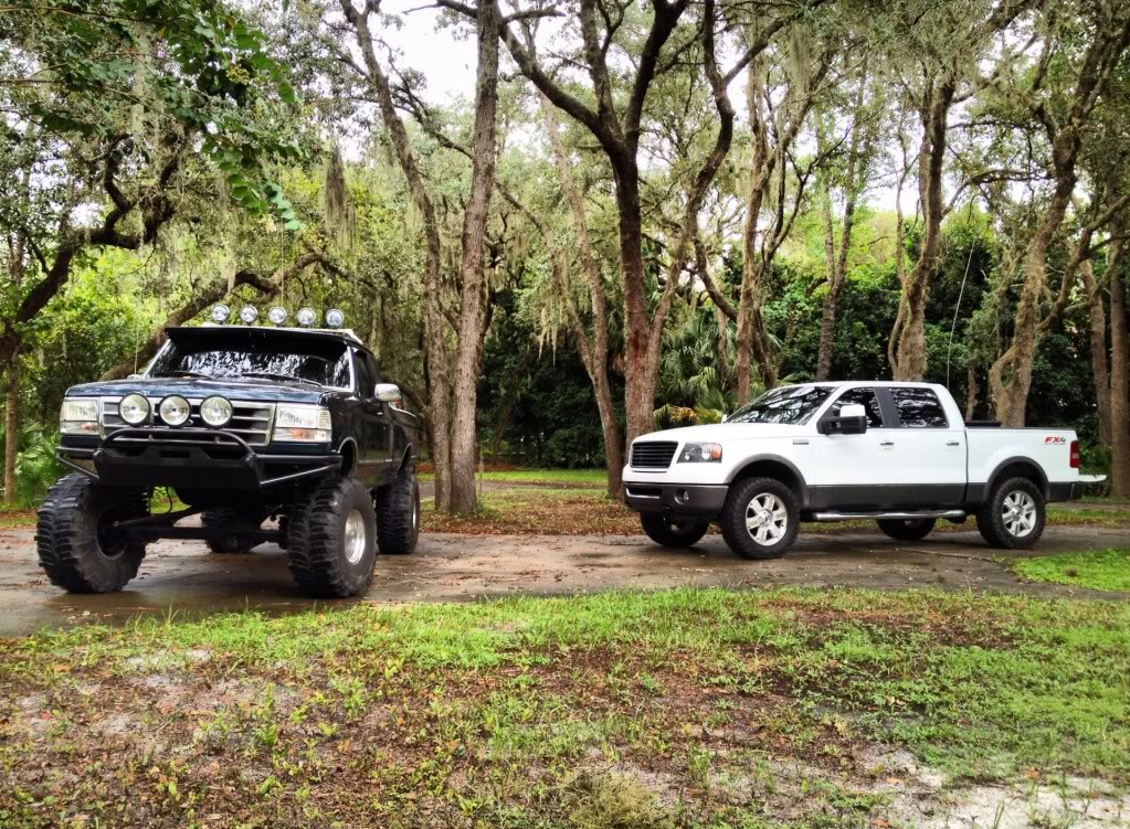 Name: trucks.jpg
Views: 82
Size: 317.3 KB