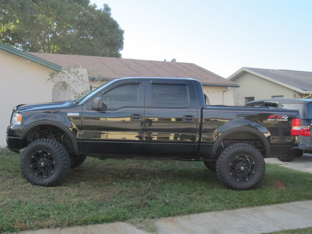 Name:  bigtruckfinalpipedesignandelectricboxcardboard4.jpg
Views: 78
Size:  116.9 KB