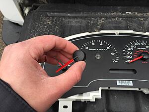 How to: remove and replace Instument cluster lamps with step by step pics.-69vmtdd.jpg