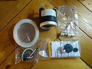F/S Autometer Boost gauge-rc00rltl.jpg