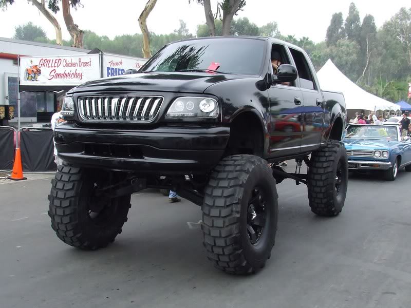 Name:  2009_Cruisin4Cure_102.jpg
Views: 987
Size:  73.1 KB