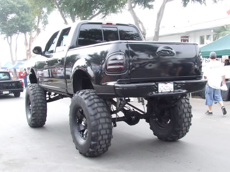 Name:  2009_Cruisin4Cure_104.jpg
Views: 328
Size:  72.1 KB