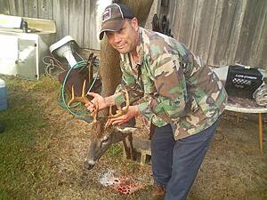If this Doesn't get you psyched for Deer Season...-2tyoh5ll.jpg