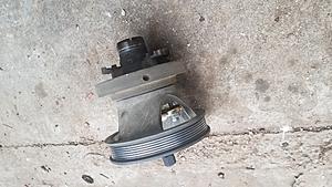 trouble removing harmonic balancer-20180118_164643.jpg