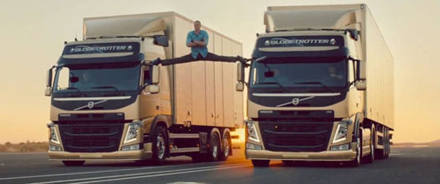 [Video] Jean-Claude Van, Damme This is an Epic Splits Stunt