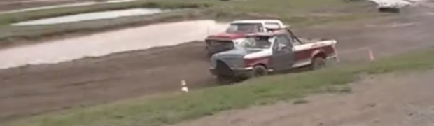 Mudfest: Old School F-150 Smokes a Chevy