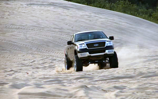 2004 Ford F-150 SuperCrew Lariat