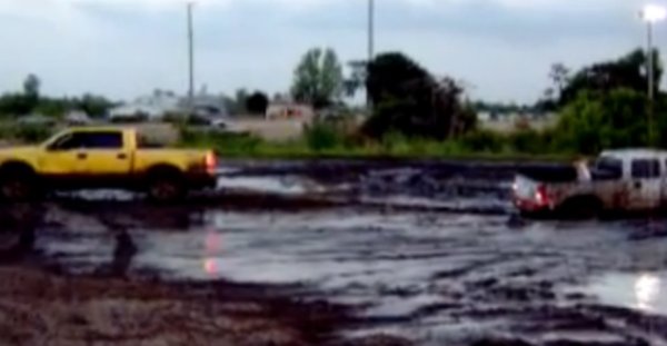 TRUCK PULL F-150 Pulls a Stuck Silverado 2500