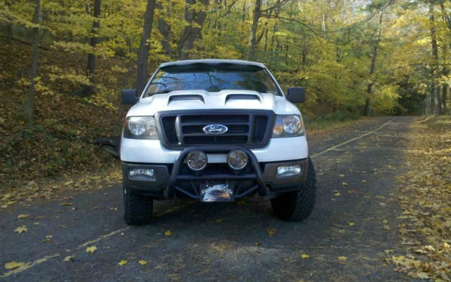 TRUCK YOU! A White 2004 FX4 in the Garage