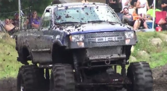 Watch a Big Bills Ford F-150 Soars Across the Pit