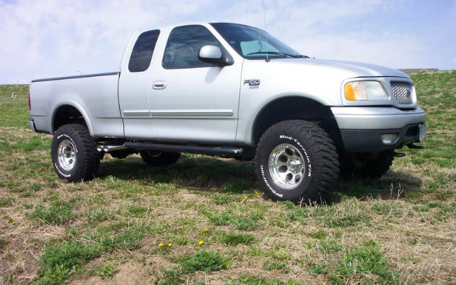 MY RIDE! A 1999 Ford F-150 SuperCab 4×4 Sport