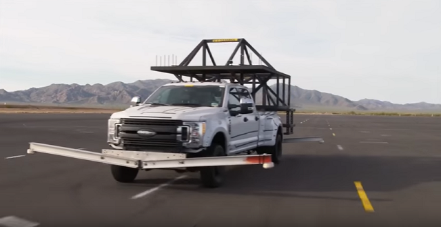 2017 Ford Super Duty Camper 2