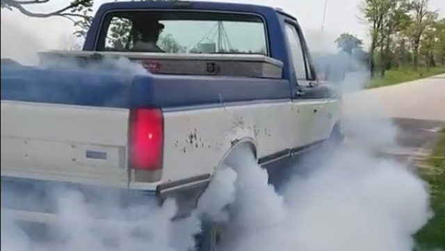 Ford F-150 Does a Monster Single Tire Burnout