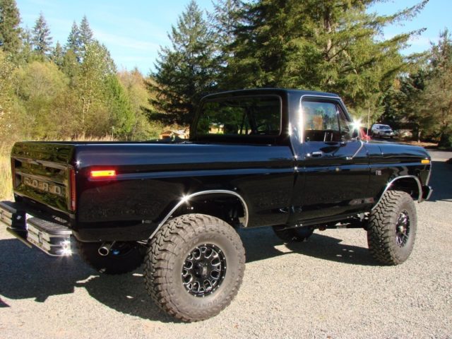 This 1975 F-100 is a Stunning Combination of New and Old