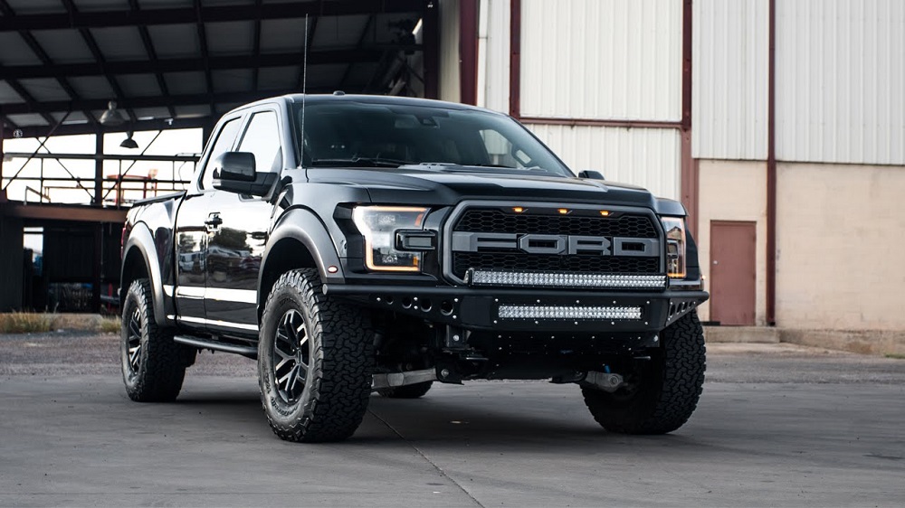 Off-Road Experts Rave about New Raptor