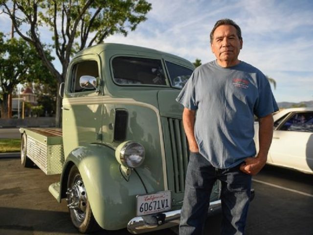 Fresno Ford Fan Turns $800 Find into Show Truck