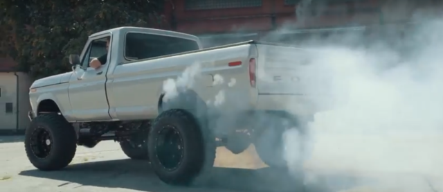 1978 Ford F-250 Silver burnout