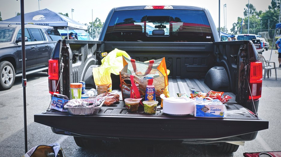 Ford F-150 tailgating