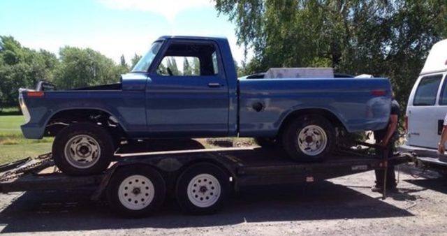 1977 Ford F-100 For Sale Side