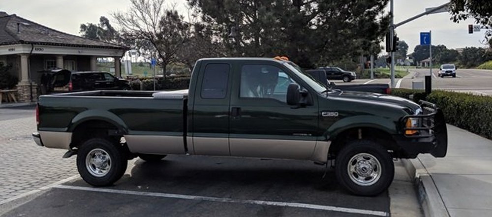 1999 Ford F-350 Side