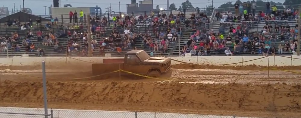 Ford F-150 Mud River