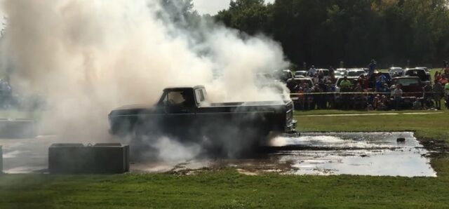 1976 Ford F-150 Burnout