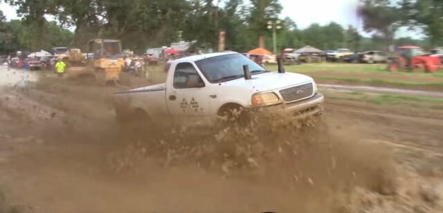 Ford F-150 Mud Truck
