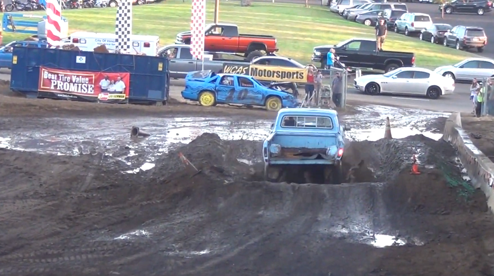 f150online.com 1970 Ford F-100 Shakes and Shimmies Through Tuff Truck Competition