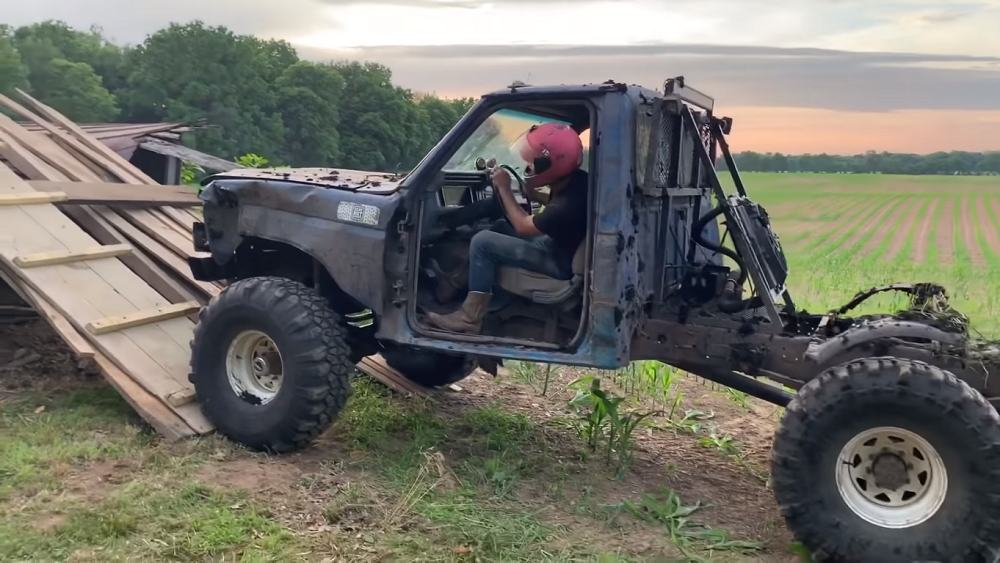 f150online.com Wild F-350 Owner Drives Onto the Roof of an Old Barn