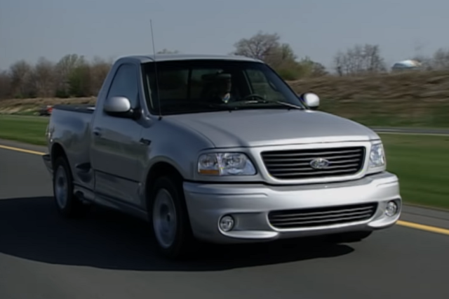 f150online.com 2001 Ford F-150 SVT Lightning Makes Us Miss 2000s